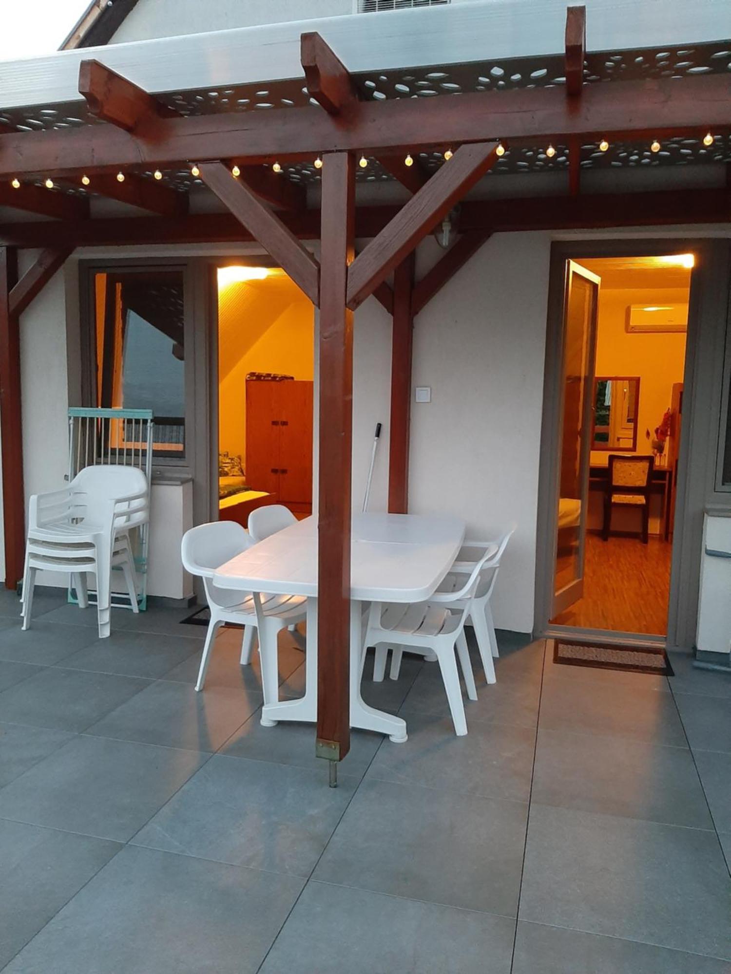 Ferienwohnung Tinka Haz Siófok Exterior foto